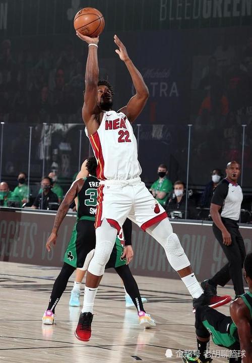 包含里程碑夜！罗马队长鼓劲；NBA常规赛转会期刷纪录；底气十足；控场能力受关注的词条